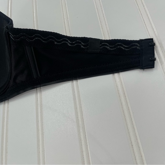 Chantelle Black Minimalist Romanric Strapless Push Up Bra Size 32C - Picture 6 of 9